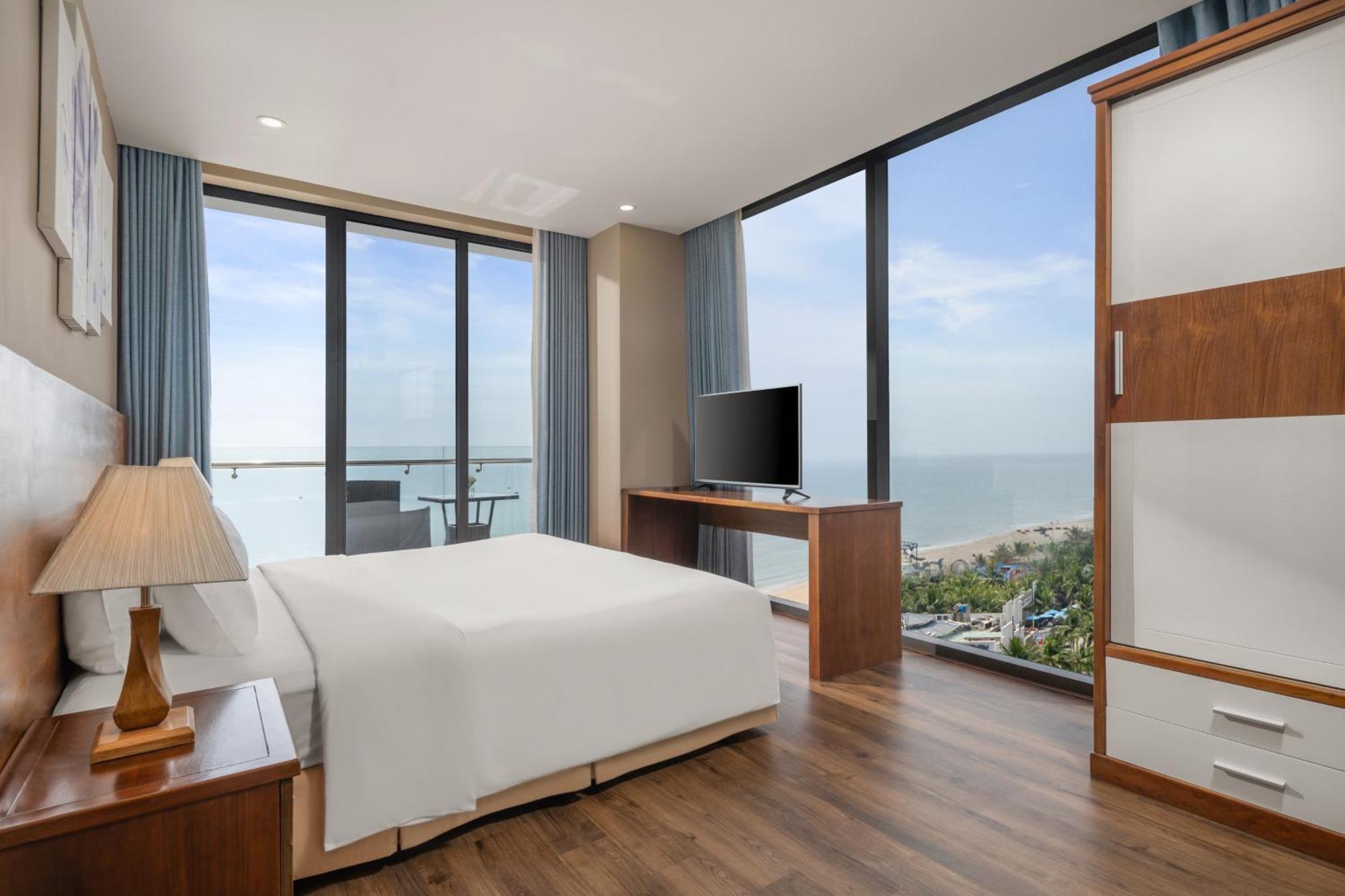 Adamo Hotel Da Nang Exterior foto